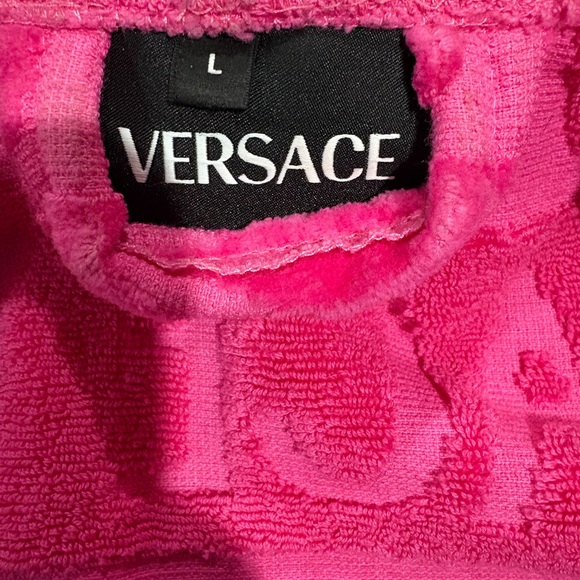 Versace Fuchsia and Gold Patterned Robe - Picture 3 of 3